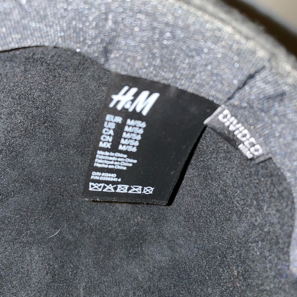 Pom Pom Wool brim hat - Picture 3 of 3